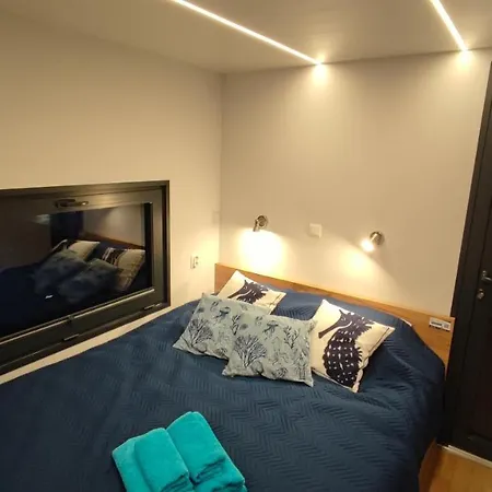 Houseboat Water King Plywajacy Dom Na Wodzie, 7 Os ヴロツワフ