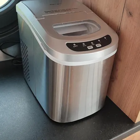 アパート Houseboat Water King Plywajacy Dom Na Wodzie, 7 Os ヴロツワフ