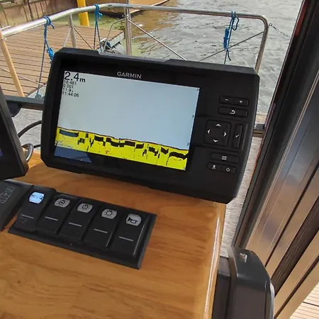 アパート Houseboat Water King Plywajacy Dom Na Wodzie, 7 Os *