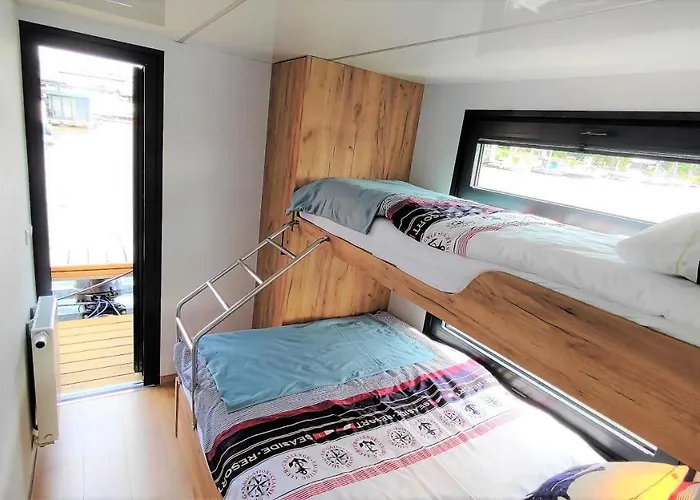 Houseboat Water King Plywajacy Dom Na Wodzie, 7 Os Apartman Wrocław
