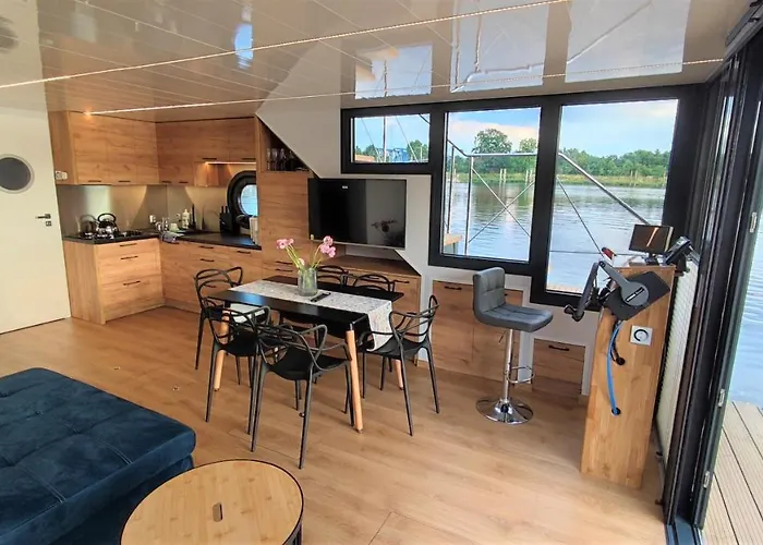 Houseboat Water King Plywajacy Dom Na Wodzie, 7 Os * Wrocław