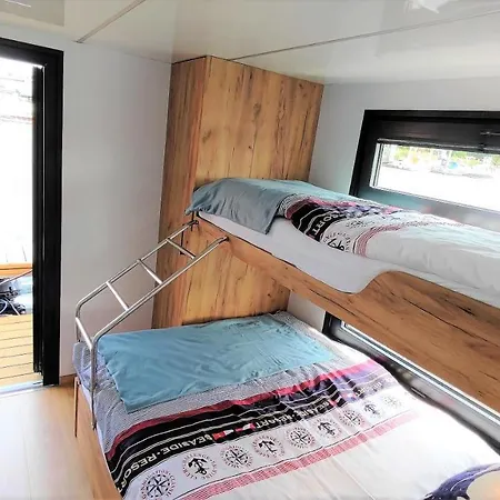 Houseboat Water King Plywajacy Dom Na Wodzie, 7 Os Apartment Wroclaw