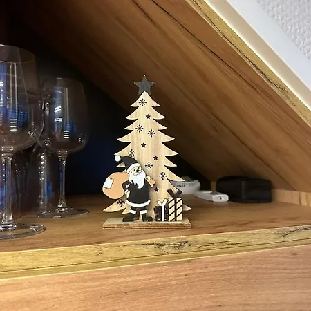 아파트 Houseboat Water King Plywajacy Dom Na Wodzie, 7 Os *