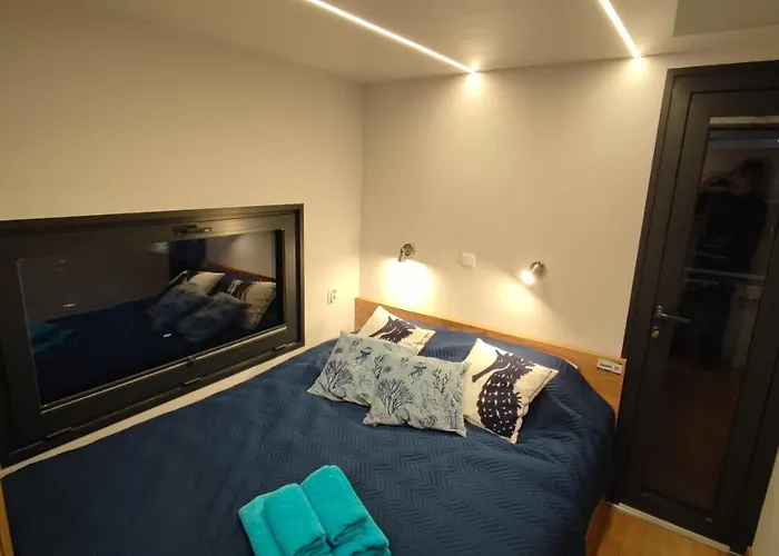 Houseboat Water King Plywajacy Dom Na Wodzie, 7 Os Wrocław