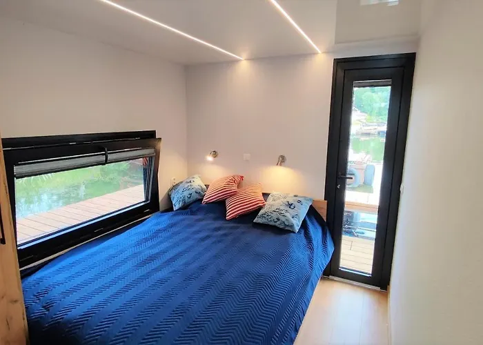 Lejlighed Houseboat Water King Plywajacy Dom Na Wodzie, 7 Os Wrocław